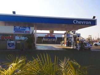 More details for 2525 White Ln, Bakersfield, CA - Retail for Sale