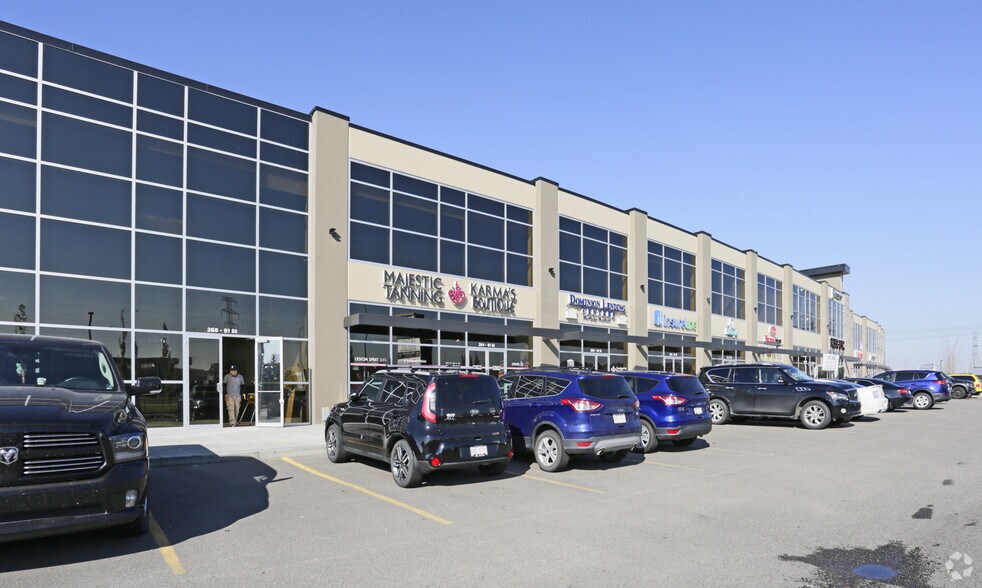 204-270 91 St SW, Edmonton, AB à louer - Photo du bâtiment - Image 3 de 12