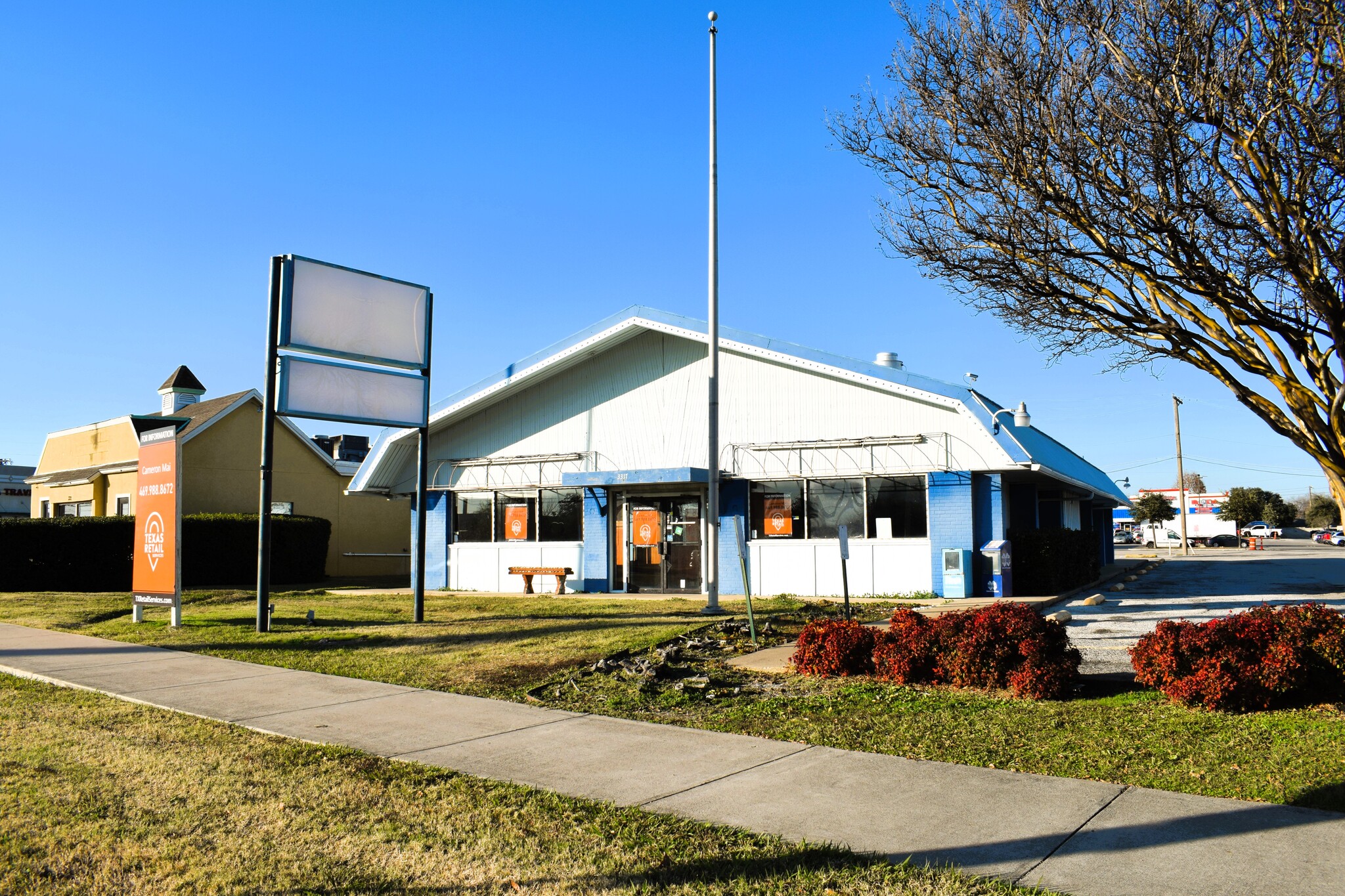 3315-3461 W Walnut St, Garland, TX à louer Photo du bâtiment- Image 1 de 9