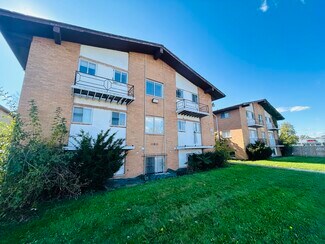 Plus de détails pour 11811 Morang Dr, Detroit, MI - Multi-résidentiel à vendre