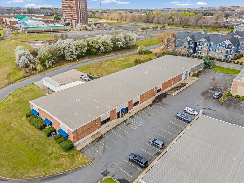 8190 Regent Pky, Fort Mill, SC à louer - Aérien - Image 3 de 40