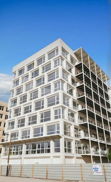 Office in Ivry-sur-Seine for lease - Building Photo - Image 3 of 9