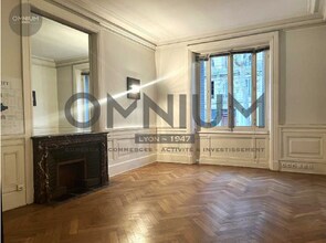 63 Avenue Maréchal De Saxe, Lyon à louer Photo intérieure- Image 2 de 8