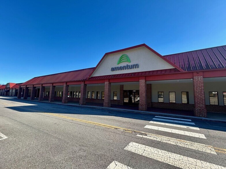 125 Broadway Ave, Oak Ridge, TN à louer - Photo du bâtiment - Image 2 de 26