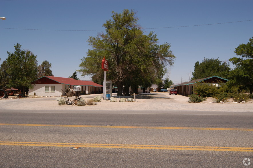 31818 Hwy 18, Lucerne Valley, CA à vendre - Photo du bâtiment - Image 1 de 1