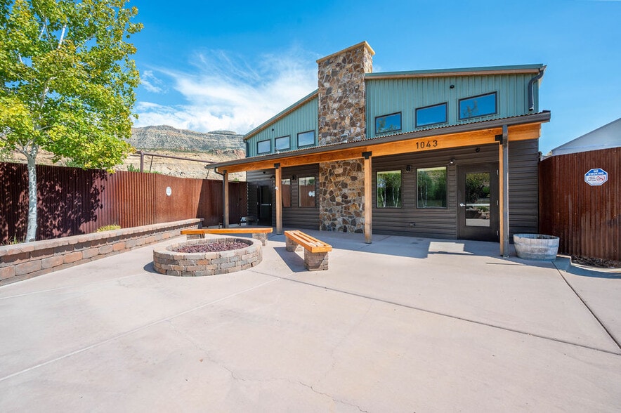 1043 N River Rd, Palisade, CO for sale - Building Photo - Image 1 of 28