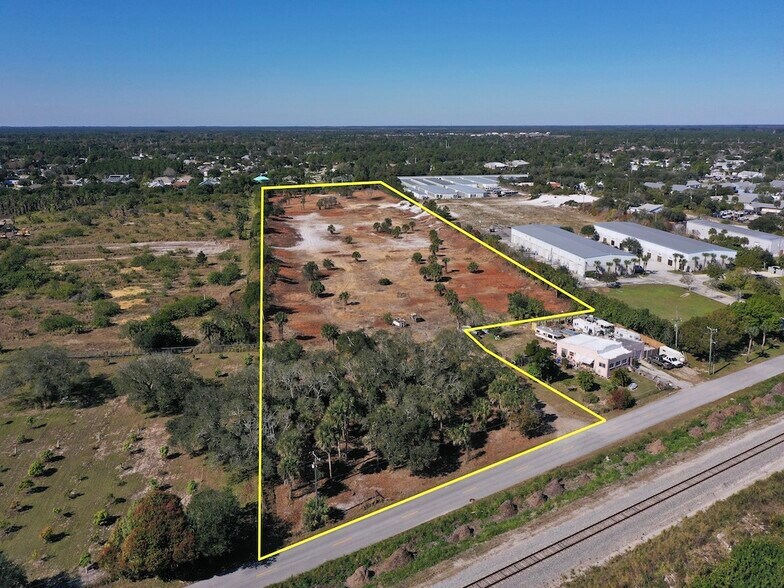 11513 Old Dixie Sebastian Florida 32958 hwy, Sebastian, FL à vendre - Photo du bâtiment - Image 3 de 29