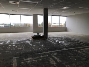 6750 Alexander Bell Dr, Columbia, MD for lease Interior Photo- Image 1 of 6