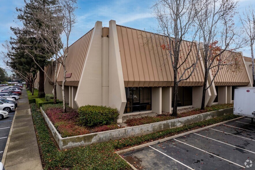 30944-30956 San Clemente St, Hayward, CA à louer - Photo du bâtiment - Image 3 de 6