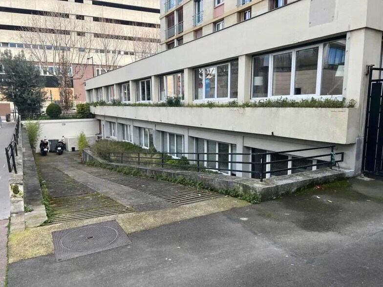 27 Rue Yves Kermen, Boulogne-Billancourt for lease - Building Photo - Image 1 of 2
