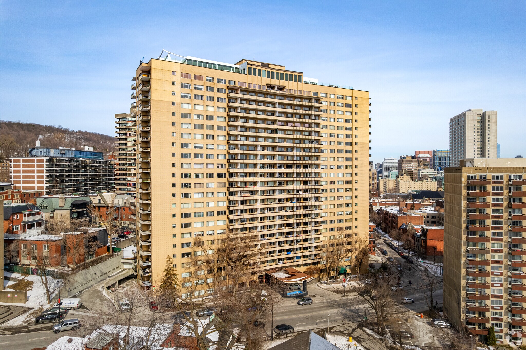 3545-3555 Ch de la Côte-des-Neiges, Montréal, QC à vendre Photo principale- Image 1 de 1