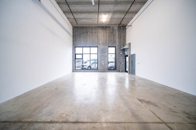 Plus de détails pour 9123 Bentley St, Vancouver, BC - Bureau à louer