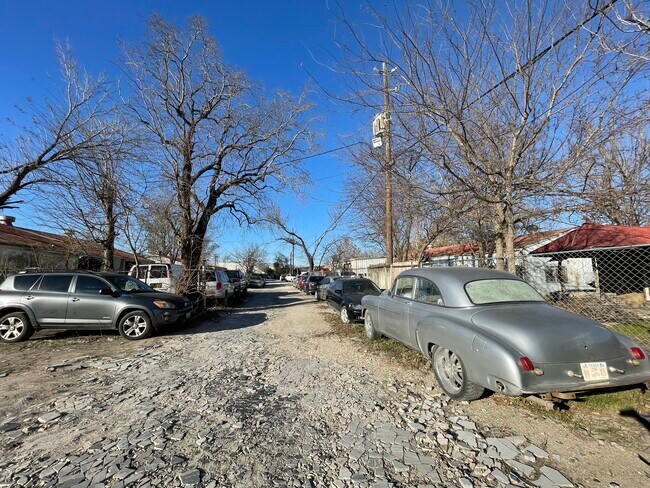 More details for 4920 W 34th St, Houston, TX - Land for Sale