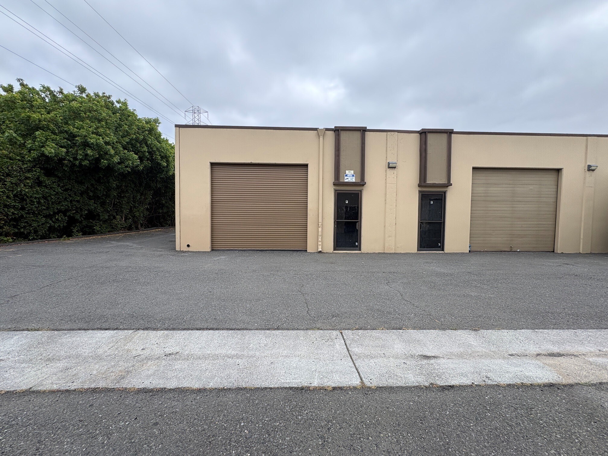 16 Pamaron Way, Novato, CA for lease Building Photo- Image 1 of 7