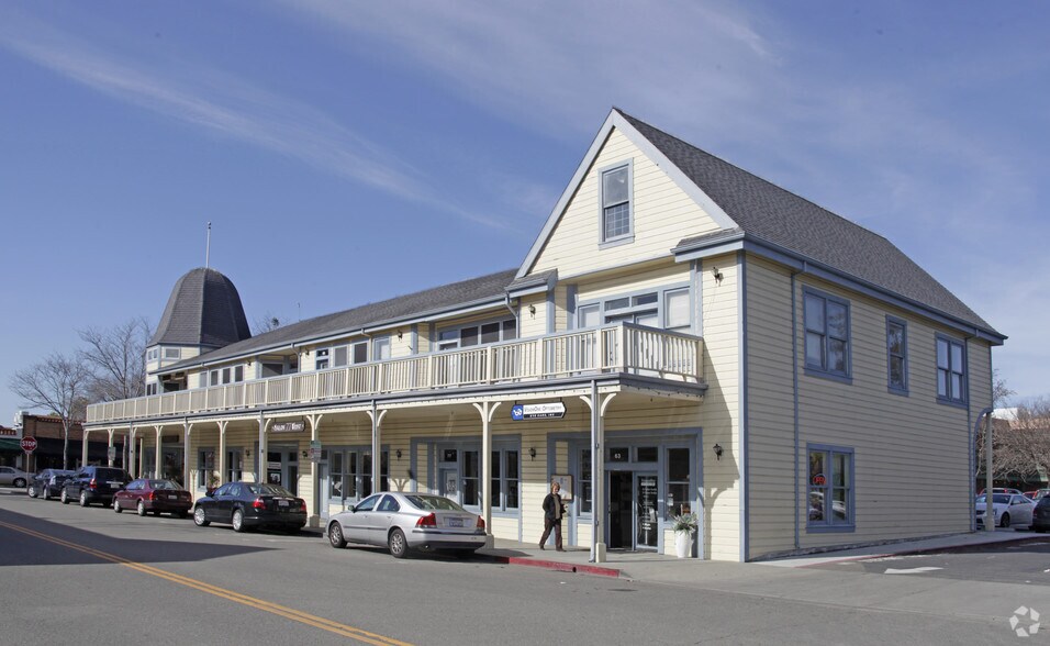 400-448 Main St, Pleasanton, CA for lease - Primary Photo - Image 2 of 4