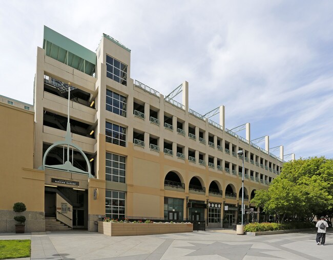 Plus de détails pour 1200 K St, Sacramento, CA - Commerce de détail à louer