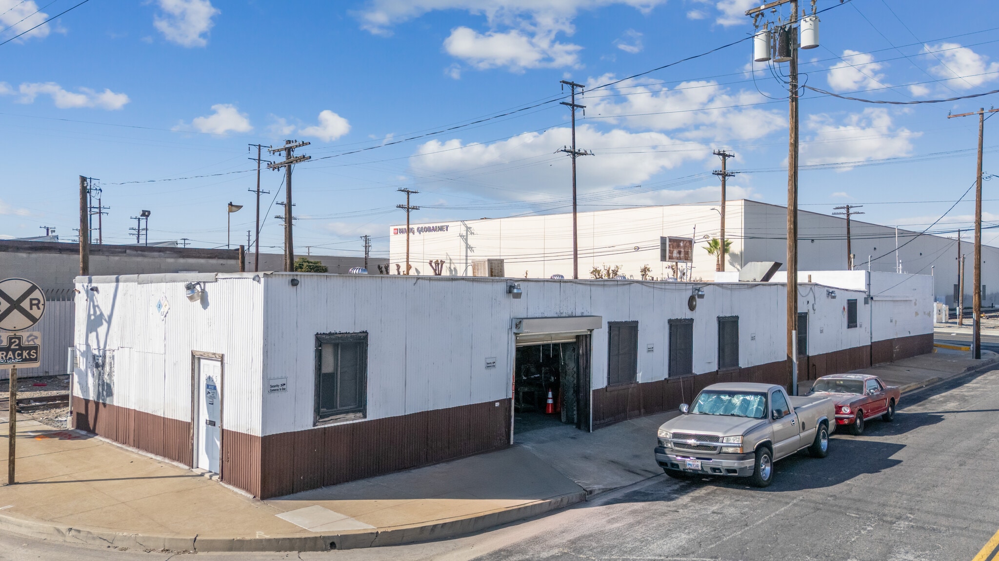 2455 E 52nd St, Los Angeles, CA for sale Primary Photo- Image 1 of 34