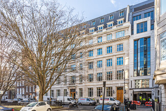 Plus de détails pour 25-31 Golden Sq, London - Bureau à louer