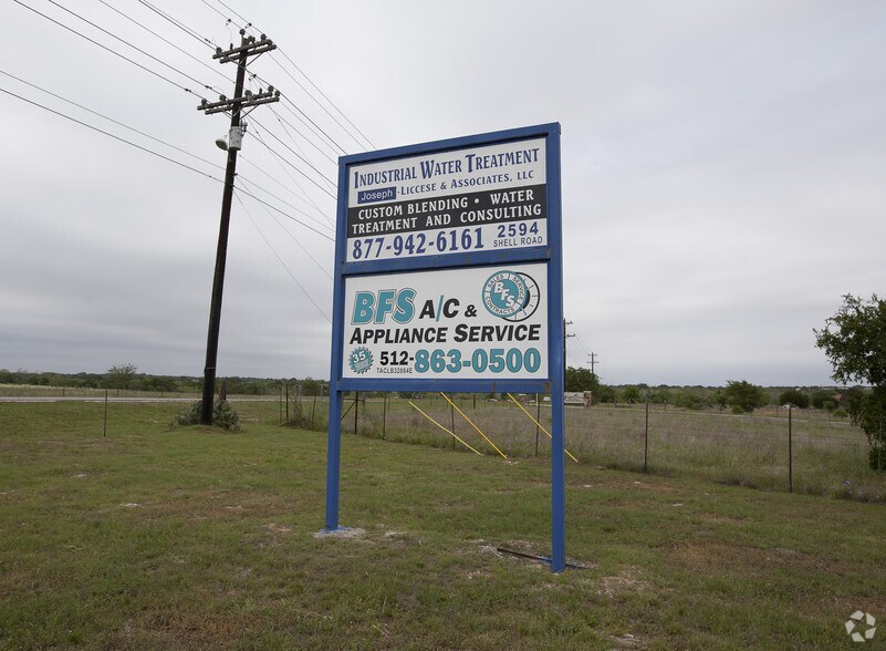 2594 Shell Rd, Georgetown, TX à louer - Photo du bâtiment - Image 2 de 2