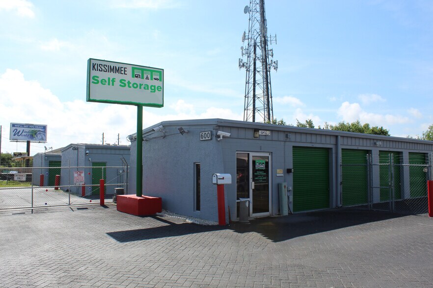 600 E Donegan Ave, Kissimmee, FL à vendre - Photo principale - Image 1 de 8