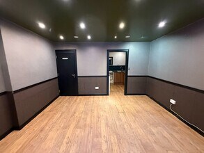 Crown Ct, Hinckley à louer Photo intérieure- Image 2 de 7