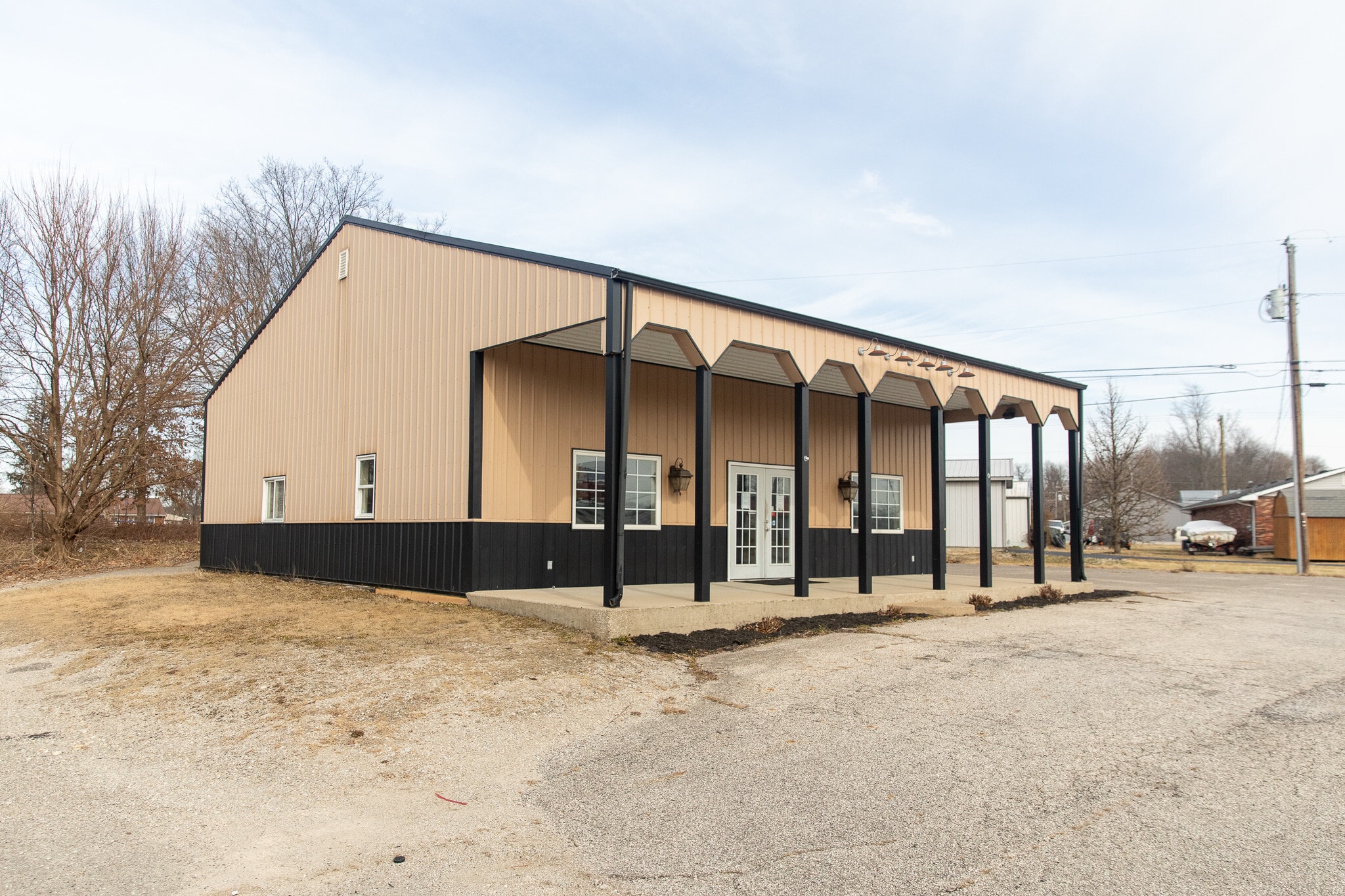 1402 Bear St, Madison, IN for sale Primary Photo- Image 1 of 36