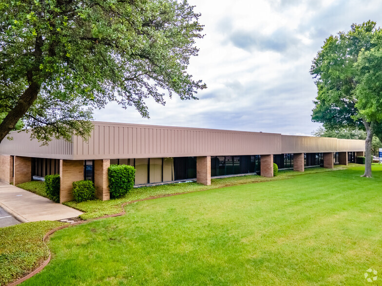 520 Central Pky E, Plano, TX for lease - Building Photo - Image 1 of 7