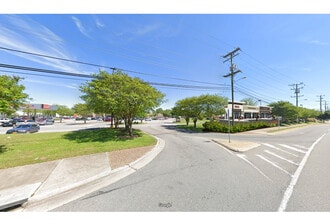 1110 N Main St, Suffolk, VA for lease Interior Photo- Image 2 of 2