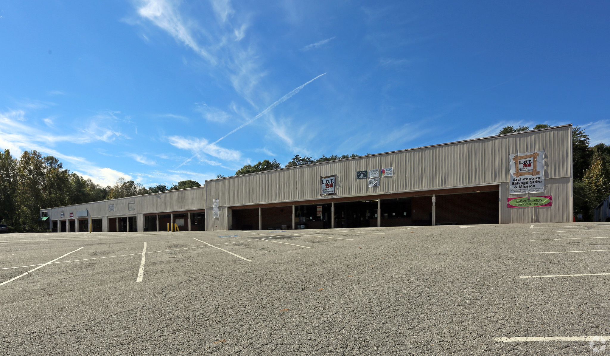 409-425 S Second Ave, Mayodan, NC for lease Primary Photo- Image 1 of 8