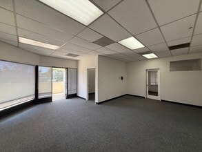 11660-11690 Gateway Blvd, Los Angeles, CA for lease Interior Photo- Image 1 of 2