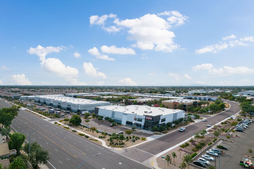 1715 N Rosemont, Mesa, AZ à louer - Aérien - Image 2 de 27