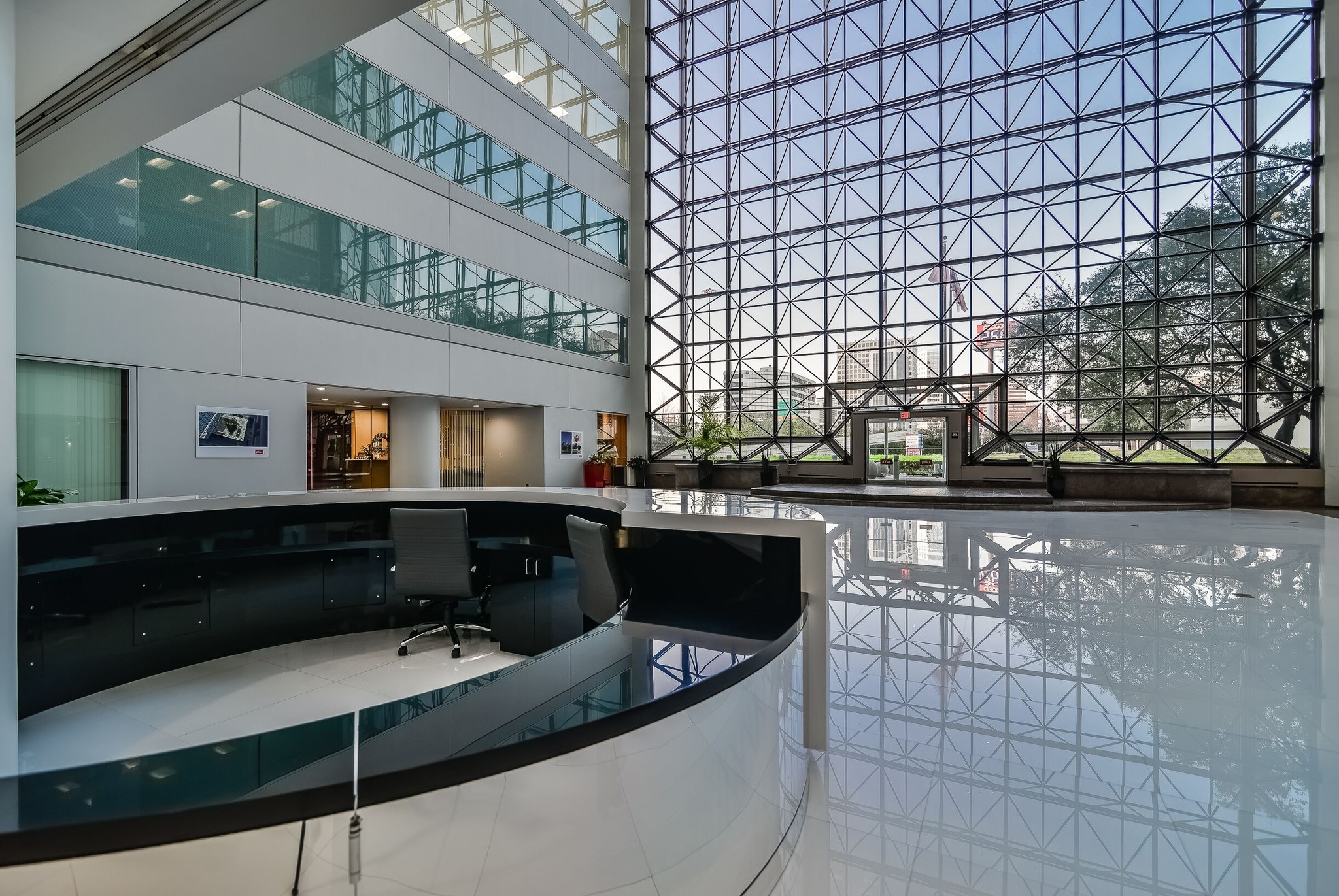 2425 West Loop South, Houston, TX for sale Building Photo- Image 1 of 1