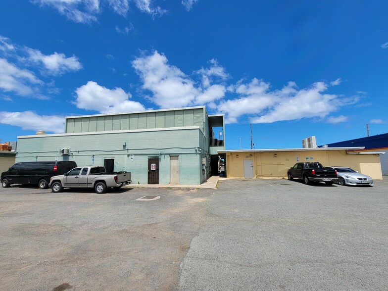 ORITA BUILDING portfolio of 2 properties for sale on LoopNet.ca - Building Photo - Image 2 of 14