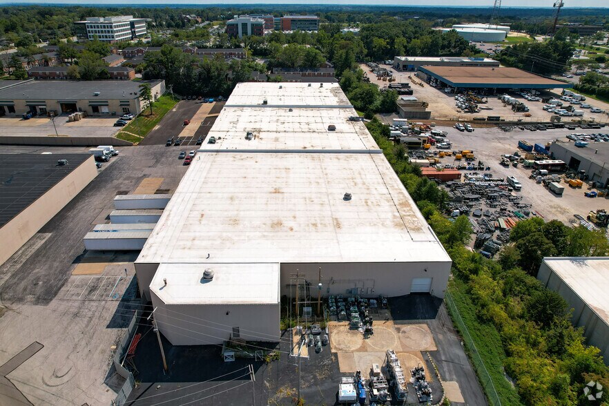 1085-1107 N Warson Rd, Saint Louis, MO à louer - Aérien - Image 2 de 5