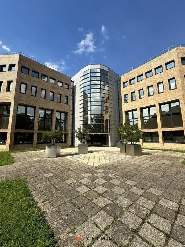 Bureau dans Le Pecq à louer Photo du bâtiment- Image 1 de 12