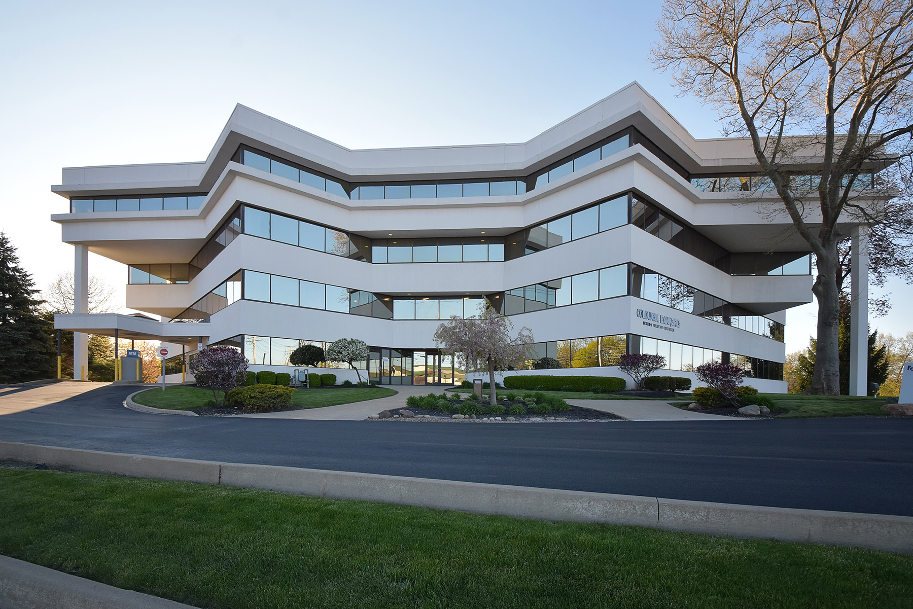 30400 Detroit Rd, Westlake, OH for lease Building Photo- Image 1 of 3