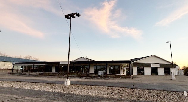 6883 W Main St, Kalamazoo, MI for sale - Building Photo - Image 2 of 6