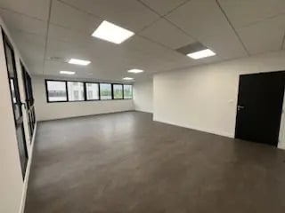 Bureau dans Aubagne à louer - Photo intérieure - Image 1 de 5