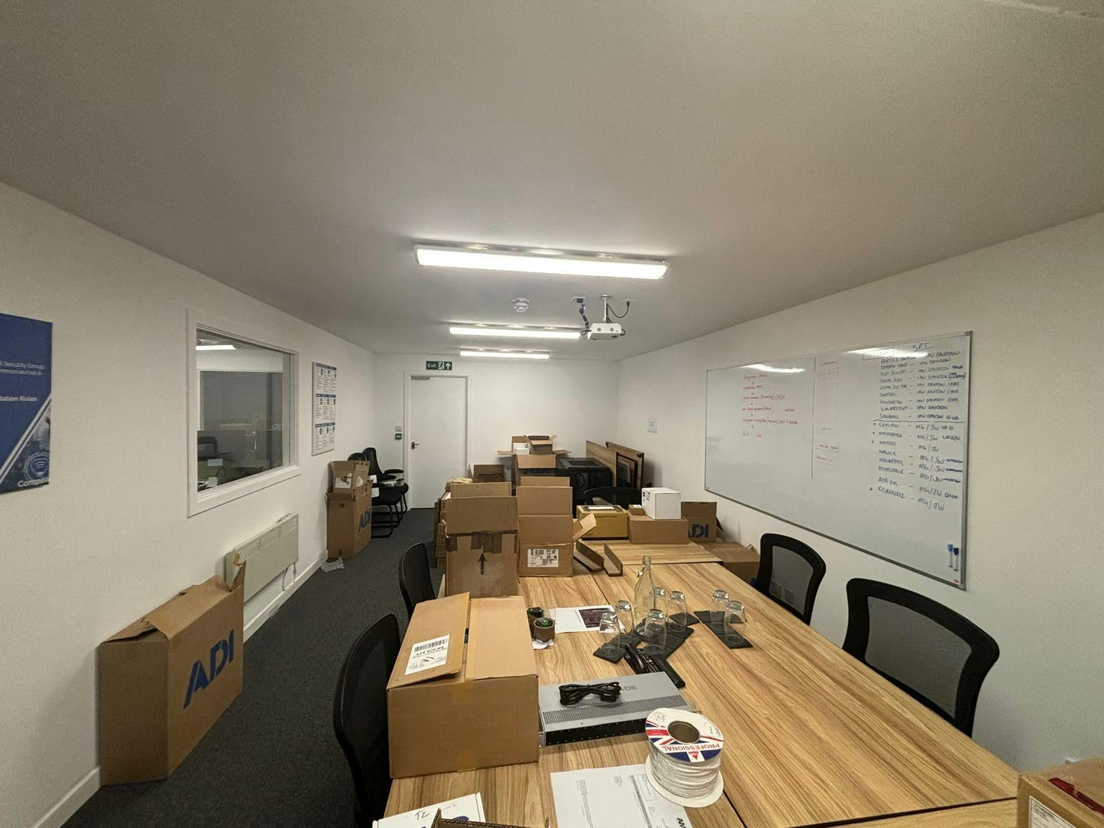 3B Langlands Sq, East Kilbride for lease Interior Photo- Image 1 of 4