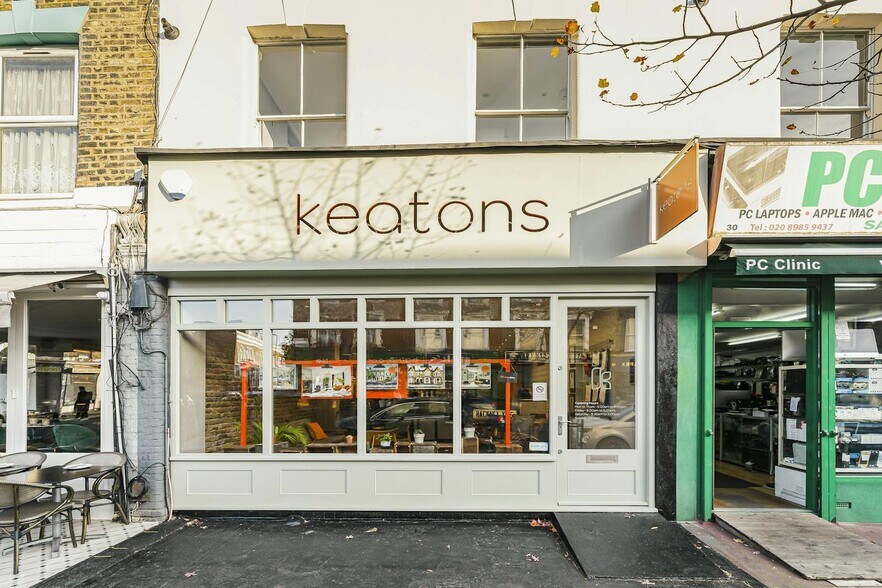 32 Chatsworth Rd, Londres à vendre - Photo du bâtiment - Image 2 de 21