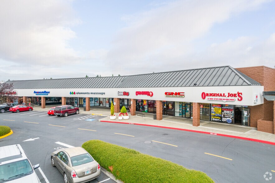 2105-2643 SE Tualatin Valley Hwy, Hillsboro, OR à louer - Photo du bâtiment - Image 3 de 12