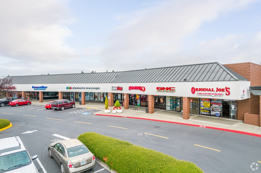 2105-2643 SE Tualatin Valley Hwy, Hillsboro, OR à louer - Photo du bâtiment - Image 3 de 12