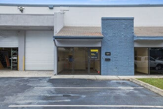 1801-1839 NW 79th Ave, Doral, FL à louer Photo du bâtiment- Image 2 de 15