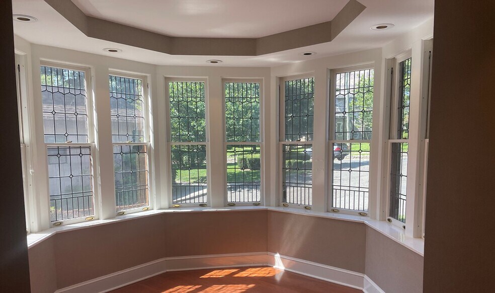 23 Maple Ave, Greenwich, CT à louer - Photo intérieure - Image 3 de 5