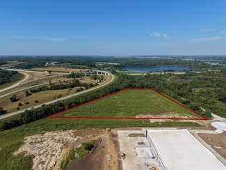 Plus de détails pour 4650 SE Army Post Rd, West Des Moines, IA - Terrain à vendre