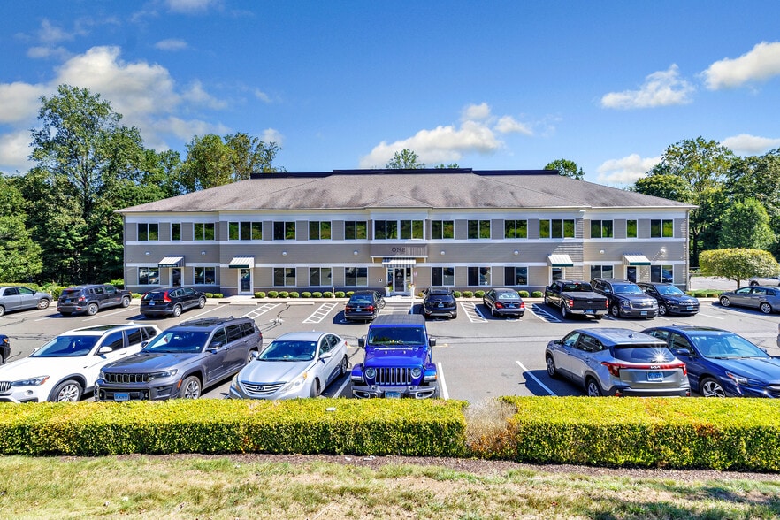 1449 Old Waterbury Rd, Southbury, CT for sale - Building Photo - Image 2 of 3