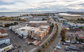 Plus de détails pour 626 Lynnway Rd, Lynn, MA - Local d'activités à louer