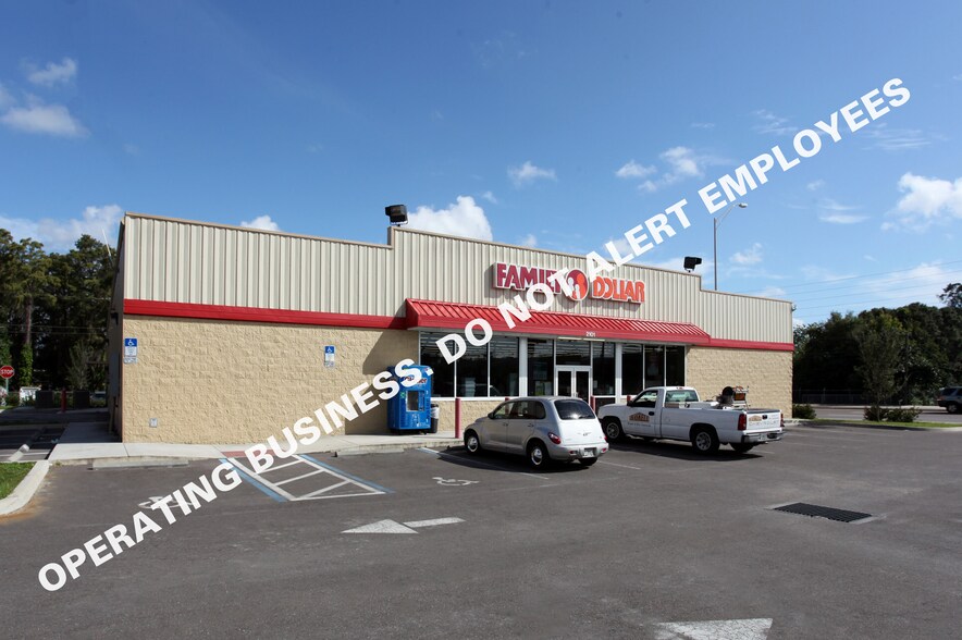 2101 W Hillsborough Ave, Tampa, FL à louer - Photo du bâtiment - Image 1 de 5