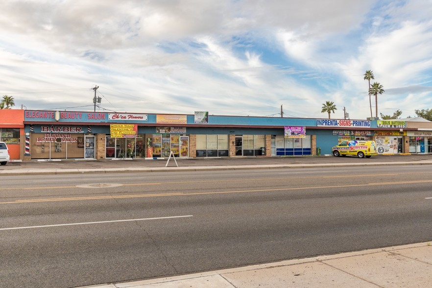 2919 E McDowell Rd, Phoenix, AZ à vendre - Photo du bâtiment - Image 1 de 1