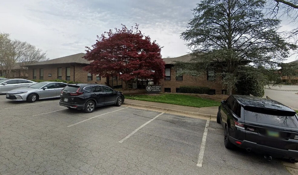 12658-12660 Lake Ridge Dr, Woodbridge, VA for sale - Building Photo - Image 3 of 17